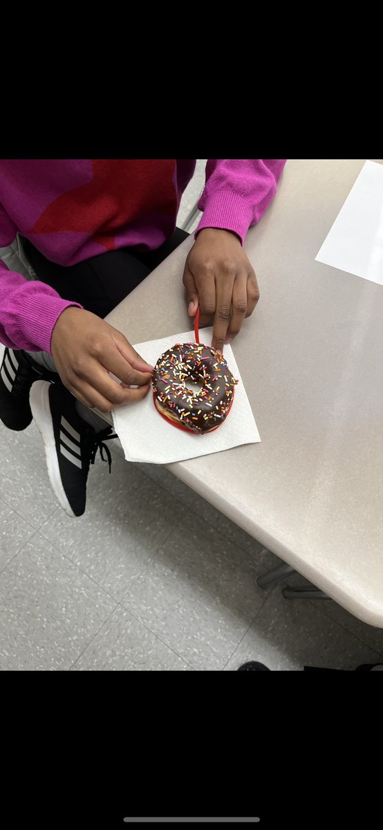 MsFitz02's tweet photo. Pi day in room 207! https://t.co/eaONaJaGZZ