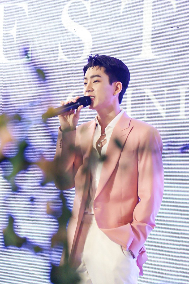 P_eung's tweet photo. ร��กเค้าอ่ะ #DestinyClinicWithOff #ออฟจุมพล https://t.co/9yllA9WbBw