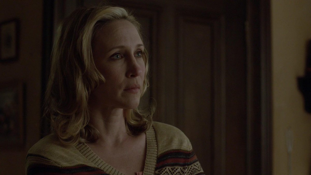 vernaflaminga's tweet photo. Vera Farmiga as Norma Bates on season 1 >>>>>>>>> https://t.co/LVPpCzhUfA