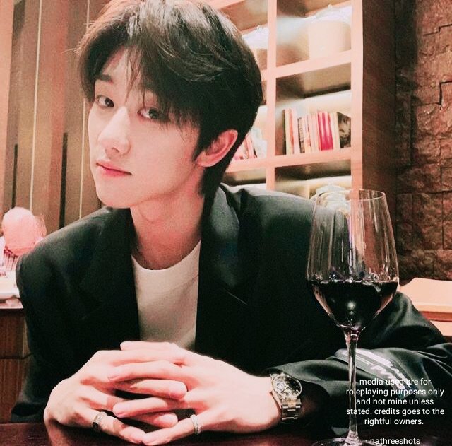 kuroeqawa's tweet photo. ⠀⠀
⠀⠀
             @nathreeshots https://t.co/SiG1PAIz1t ࿐
             ⌗ 03/14/22, 20:46 pm  —  BGC. 
              ↳ (last) nomi with tns squad. /hj
⠀⠀
⠀⠀ https://t.co/A4lgCm8PMv