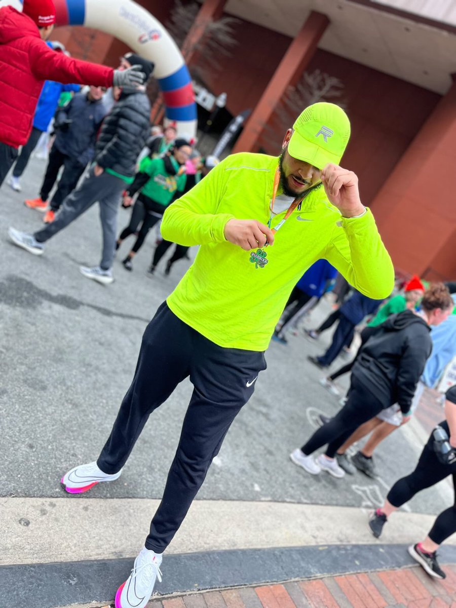 JustB_Moss's tweet photo. 1st Official Run of the year. Proud of my guys @RunnersRun_ 🦖☘️ https://t.co/OiRXU7gD9L