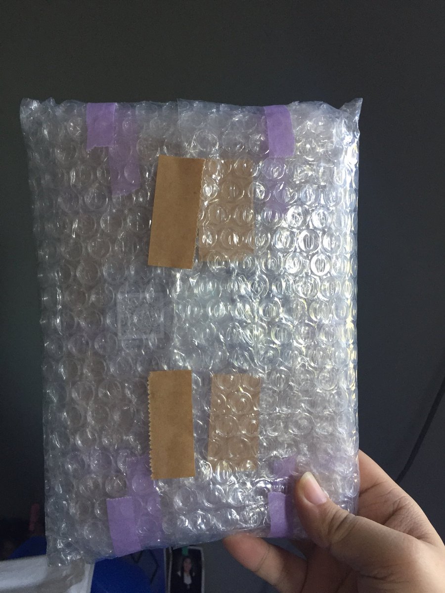 deypabiley's tweet photo. huhu almost complete into violet stix.
thank you @chaeibunn for packing it well. till our next PK pasabuy po.

parang ang cutie mabuo nung “c-h-a-e” na scratch card haha.

#SayNiDey #kariproofs https://t.co/jmMR0JNwTU