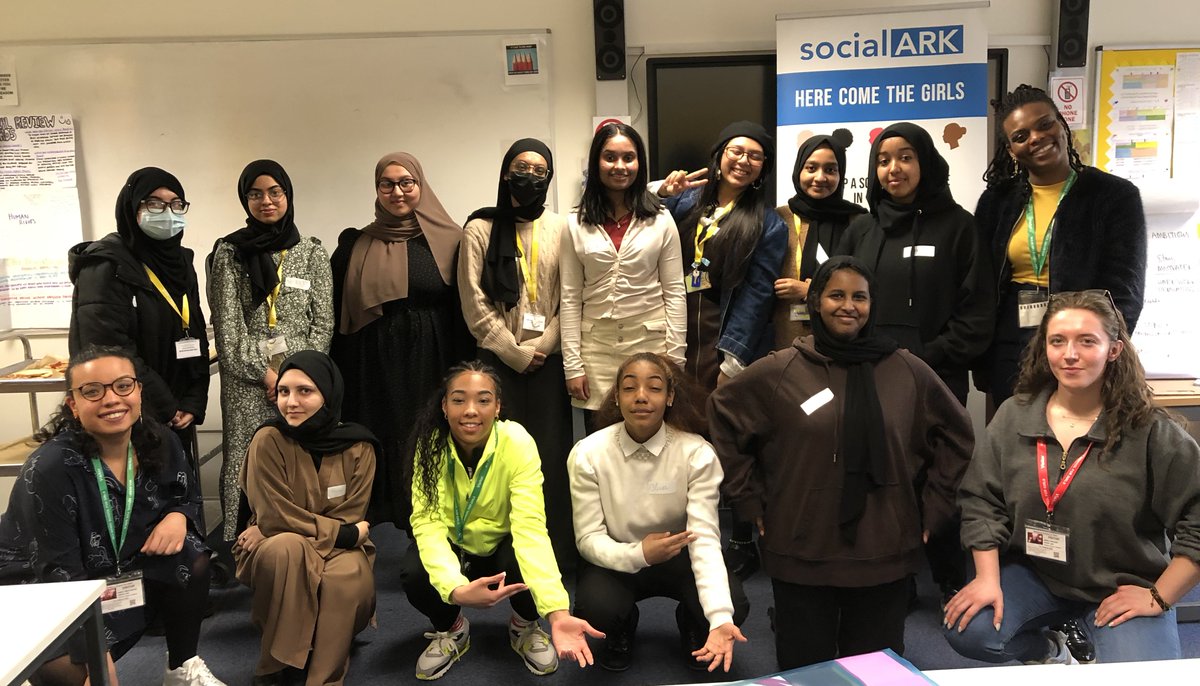 We're so excited to announce that we kicked off our #HereComeTheGirls programme at @MulberryTH! The girls were literally on fire as they designed their own social enterprises. Watch this space over the following weeks! Huge thanks to @HiscoxUK #SocialArkFamily💙