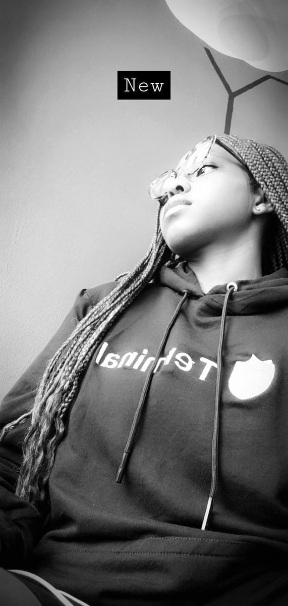 Miz_Stessy's tweet photo. Take 4!✌🏽📸

#MondayShots https://t.co/DS2KzhxWFl