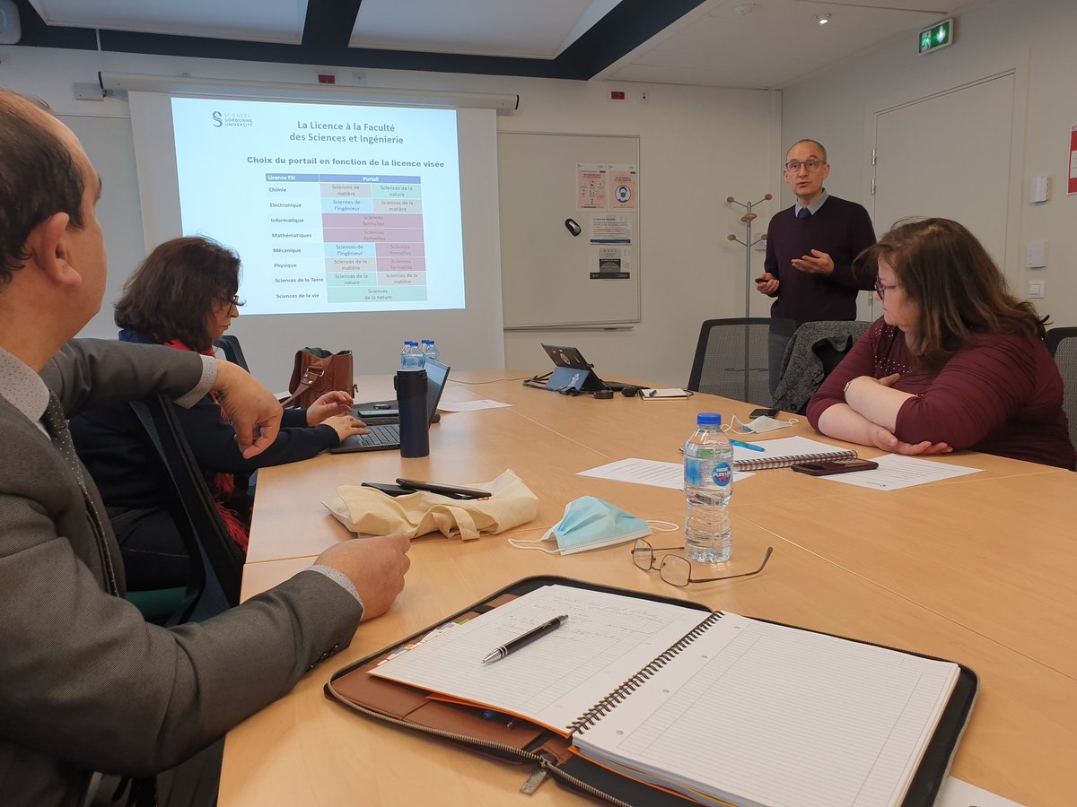 RadouaneMhamdi's tweet image. Dans le cadre du continuum BAC+3, rencontre organisée par @Sorbonne_Univ_ avec des #perdi 93 ,. Réussite,  passerelle, mobilité accompagnement, autonomie , échanges et  surtout disponibilité des différents acteurs.  @AcCreteil . @Snpden