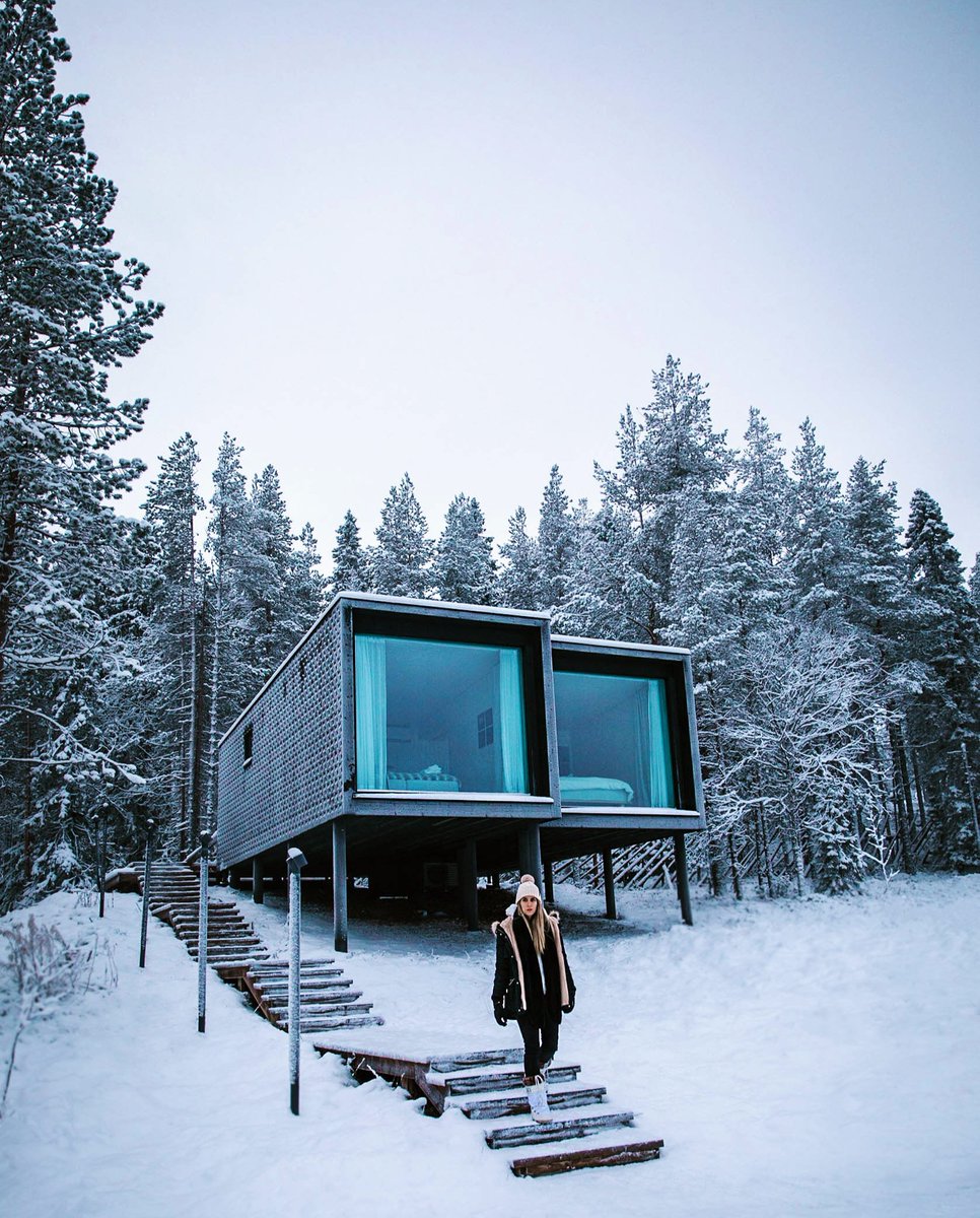 When your heart desires to the Arctics, you might just stop and listen what it has to say. What kind of adventures would it take you to?

We absolutely love your photo <a href="/palomafts/">Paloma Fts</a> 💙 It was a great joy to have you!

#arctictreehousehotel #visitrovaniemi