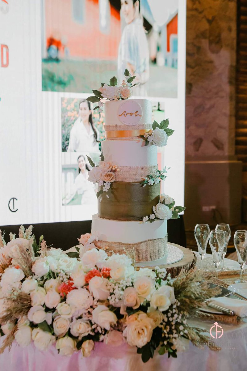 justbakecoz's tweet image. Christine and Cyrus Wedding Cake - 02 • 02• 2022

#justBAKEcoz #HighlandWedding #Wedding #WeddingCake