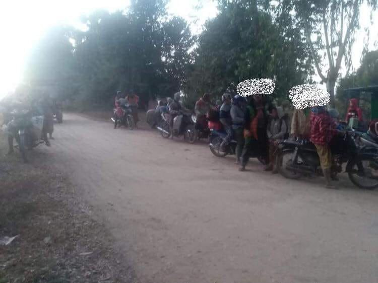 spring21MM's tweet photo. On Mar 14 Morning,At least 6 villages(Thayethaw, Nyaunghla,Waegyi,KoneGyi,NuMyar &amp; YinKhay) in #Depayin Tsp,Sagaing Region were fleeing in panic to safer places as Terrorist Troops Invaded Numyar village.Internet &amp; Phone lines were also cut off in Depayin Township.
#2022Mar14Coup https://t.co/FKKc0Ov5oV