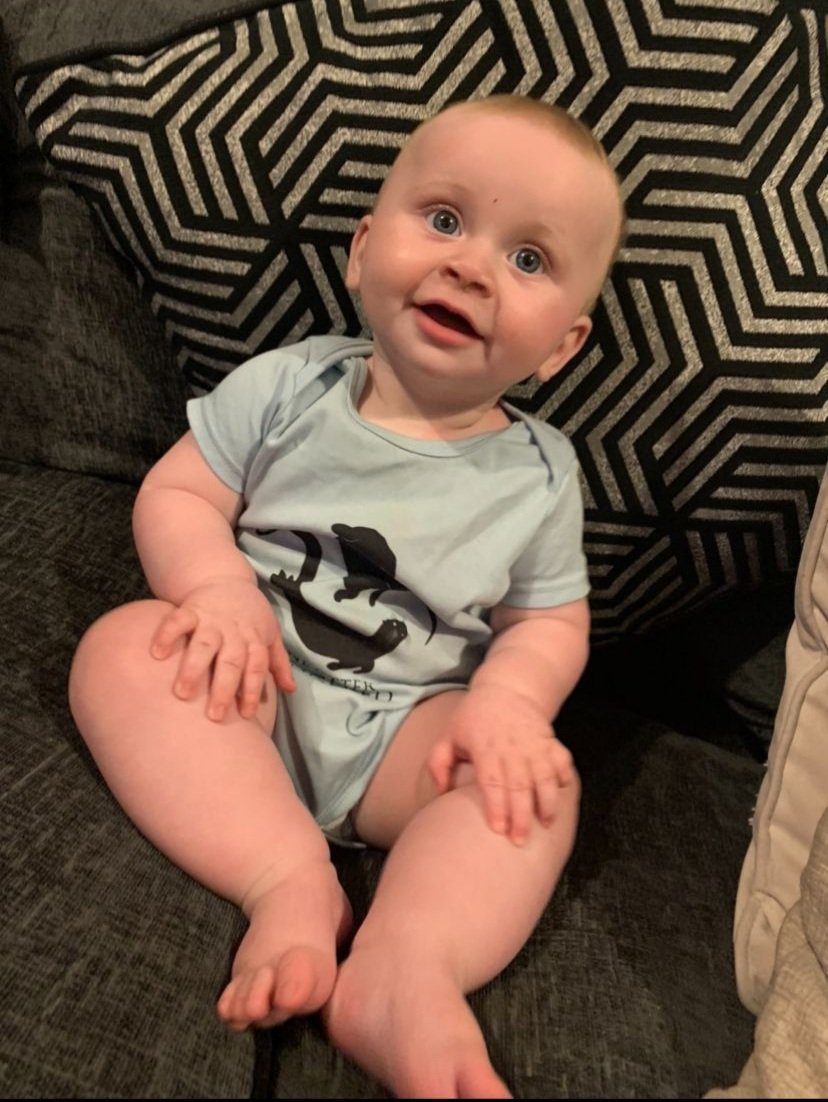 Here's Baby Blak
We're starting the week with a bit of #Mondaycuteness! ❤ Can you guess what animals are shown on his babygrow? Baby’s skin is delicate which is why we only use the softest 100% #organiccotton for our babygrow's &amp; #baby tee’s!
…-me-global-conservation.myshopify.com/search?q=babyg…
#onlineshop