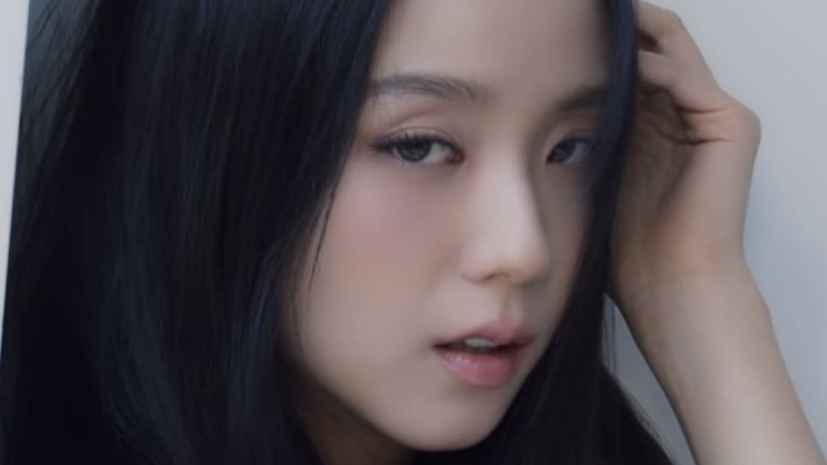 chusfancam's tweet photo. OH WOW KIM JISOO https://t.co/NKvmphkeC4