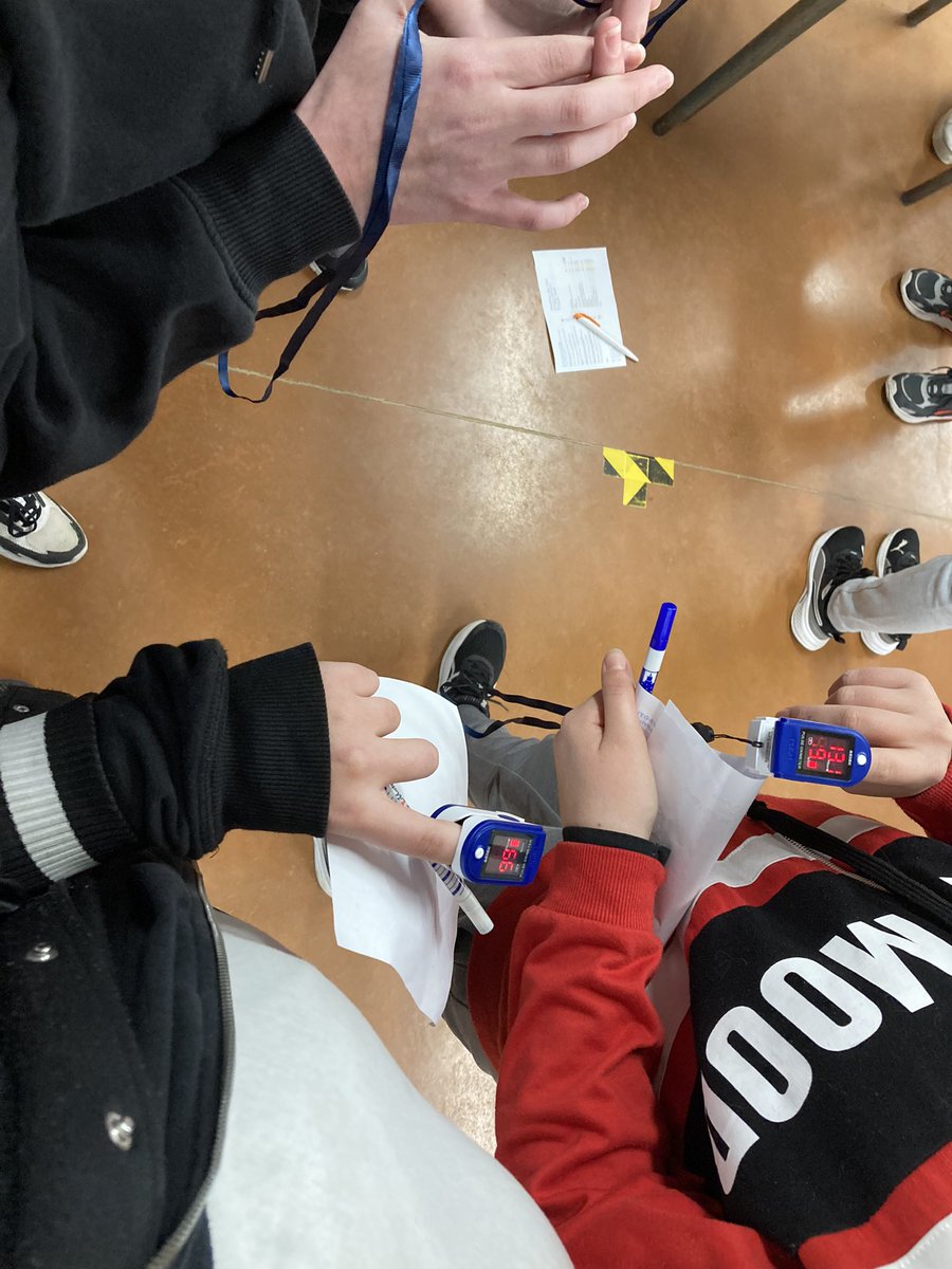 UnssTarn tweet media