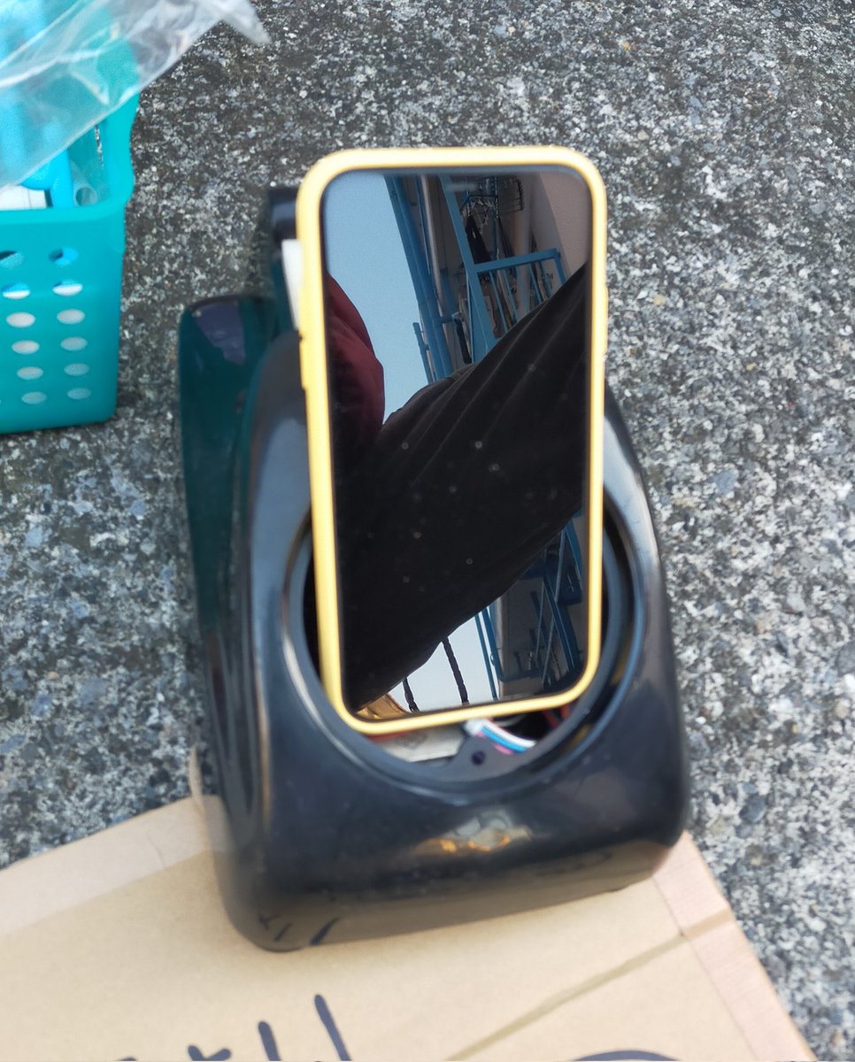 配線アート電話 スマホ立てになる事が分かりました これは欲しい1品ですよね スマートフォン 黒電話 アート好きな人と繋がりた 22 03 14 神楽坂ねこの郵便局というなまえのお店 配線アート電話 スマホ立てになる事が分かりました これは欲しい1品ですよね スマートフォン 黒電話 アート好きな人と繋がりた 22 03 14 神楽坂ねこの郵便局というなまえのお店