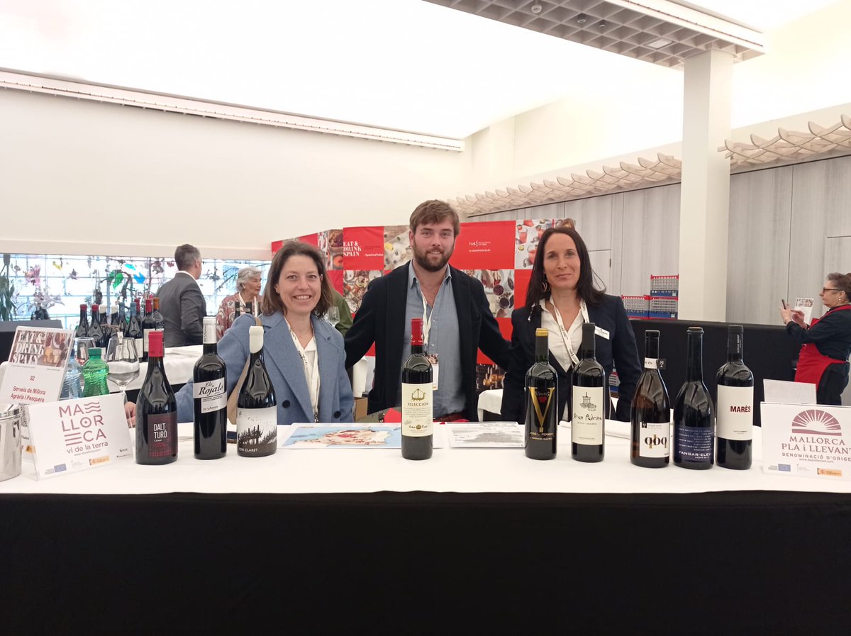 Vi de la Terra Mallorca visita #TasteofSpain2022 de la mà de la #conselleriaAgriculturaPescaiAlimentació a Suïssa