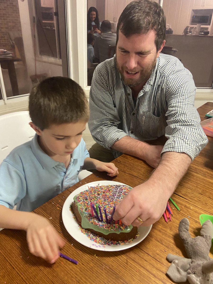 lhelgen's tweet photo. Happy Birthday to ⁦@khelgen⁩ the sweetest husband and Dad xxx https://t.co/QBidaVm3gL