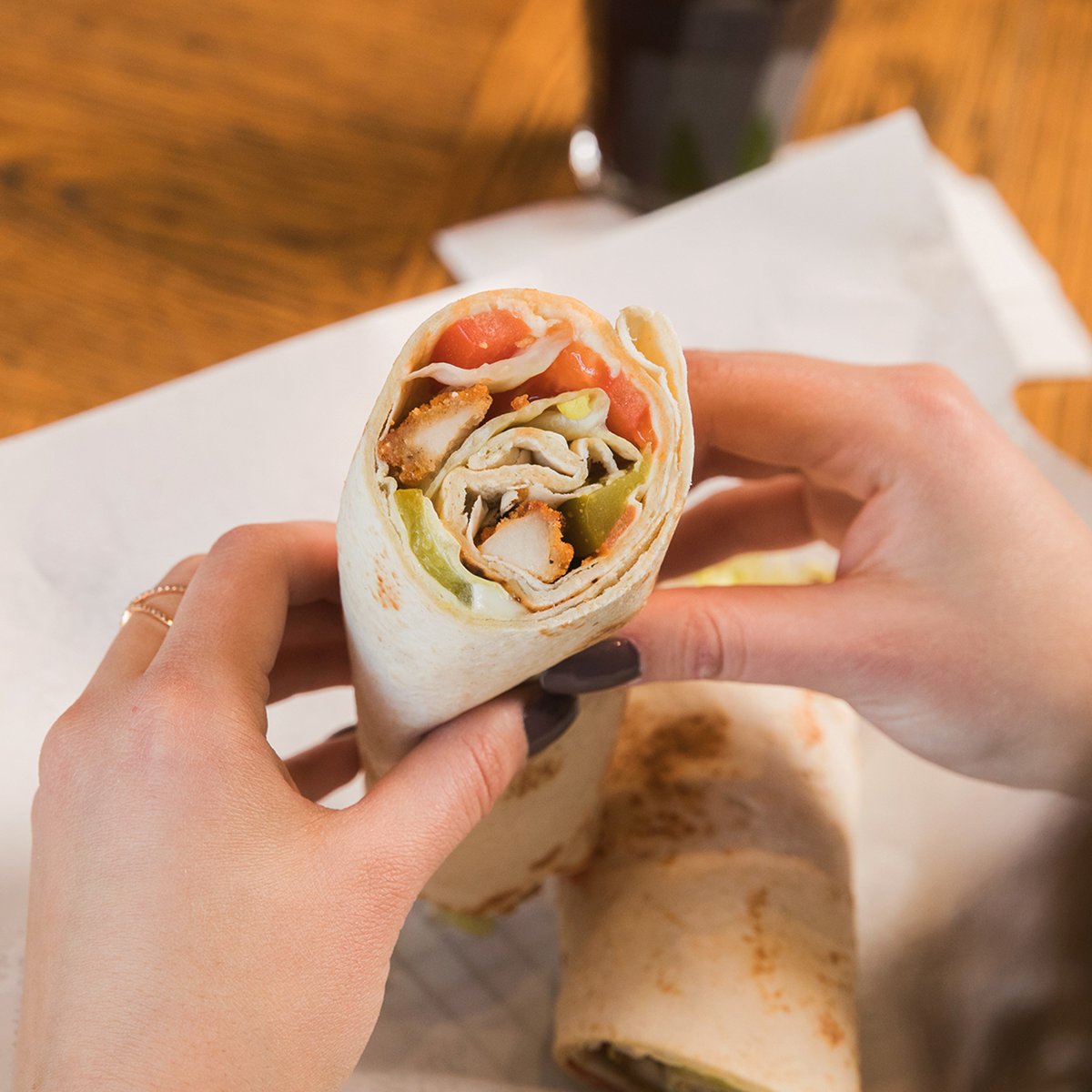 What’s for lunch today? A Zaatar w Zeit wrap for sure.

ما هي مشاريع الغداء لليوم؟ راب من زعتر وزيت أكيد

#ZaatarwZeitUAE #ZWZUAE #ChickenWrap
