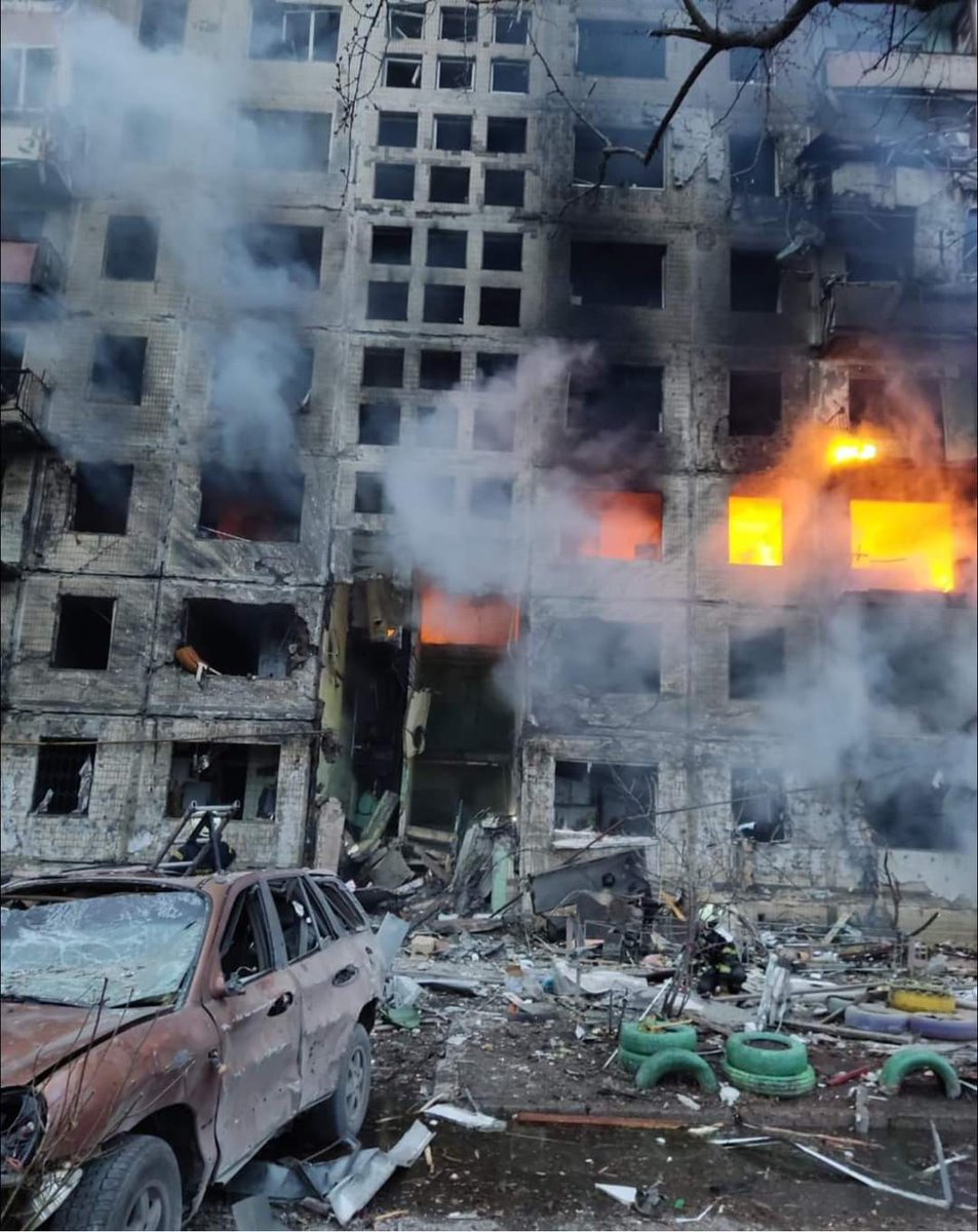 christogrozev's tweet photo. The Obolonglya residential district of Kyiv this morning. One civilian dead and 10 wounded, but more feared under the rubble. Fortunately sirens had forced residents into the shelters. https://t.co/jyRuaEtZwX