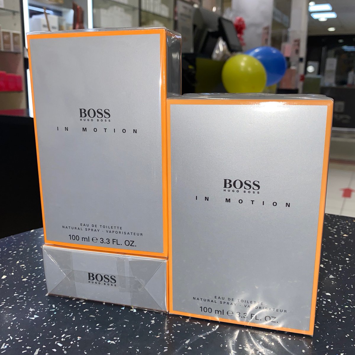 147Tps's tweet photo. For #MemoryLaneMonday, we have the REVAMPED Boss In Motion🔥 Originally launched in 2002 &amp; described as an Amber fougere, this fragrance BURSTS with bright and FIZZY orange and ENERGETIC cinnamon &amp; nutmeg🍊🤯 https://t.co/XuROrpS4rP