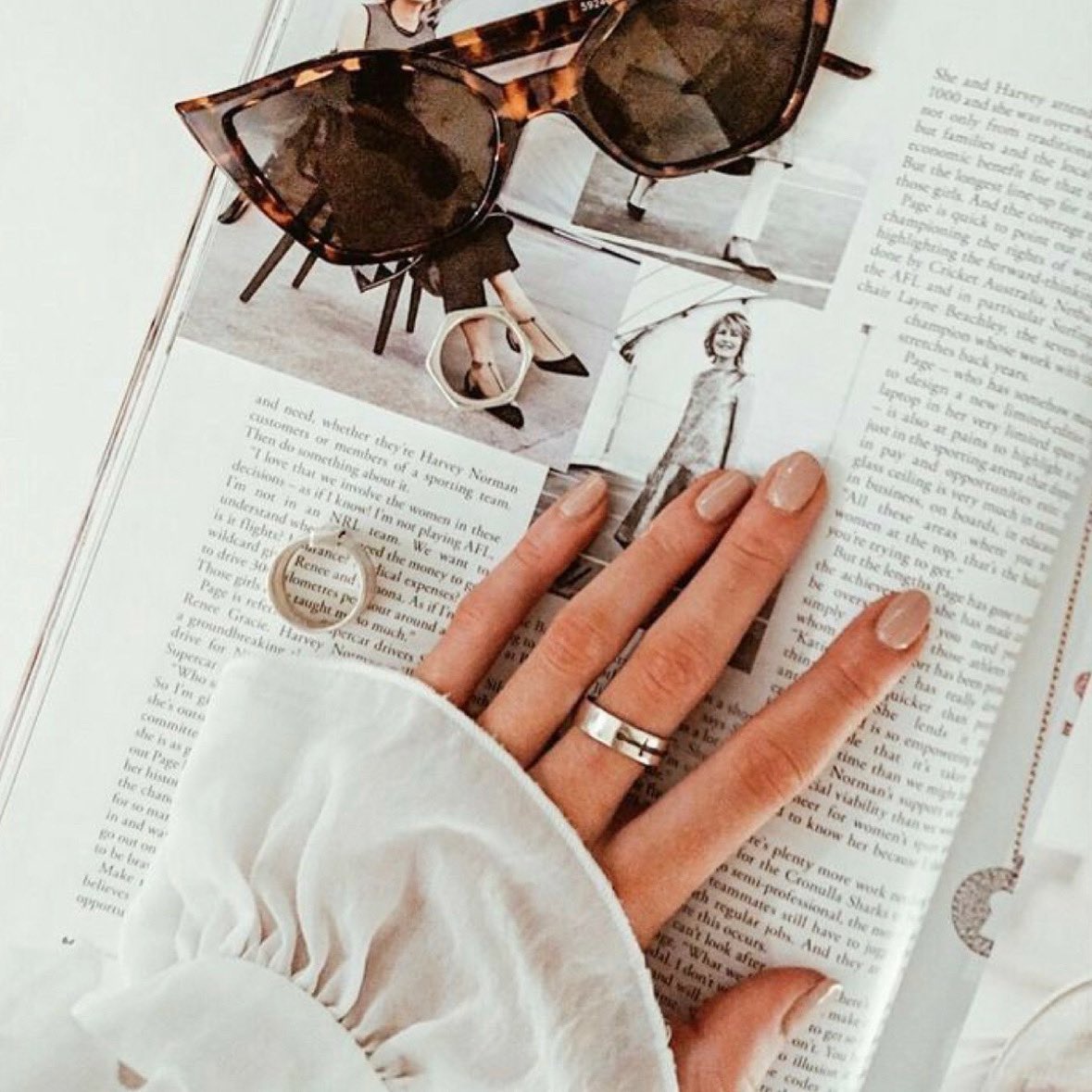 laurarobinsonpr's tweet photo. PR Tips: Maximise future opportunities by communicating press across multiple platforms 📰📈 #traditionalpr #digitalpr #socialpr #maximiseyourpotential #mondaymindset #futureproof https://t.co/x5WSnzOyfu