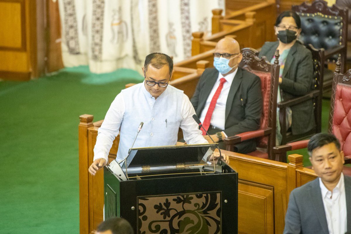 imosingh's tweet photo. Took oath as a Member of Legislative Assembly for the third consecutive term in the 12th Manipur Legislative Assembly. @BJP4India @BJP4Manipur @JPNadda @byadavbjp @sambitswaraj @TOIIndiaNews @ndtv @sardesairajdeep @news18dotcom @EastMojo https://t.co/6zVoRgMxXC