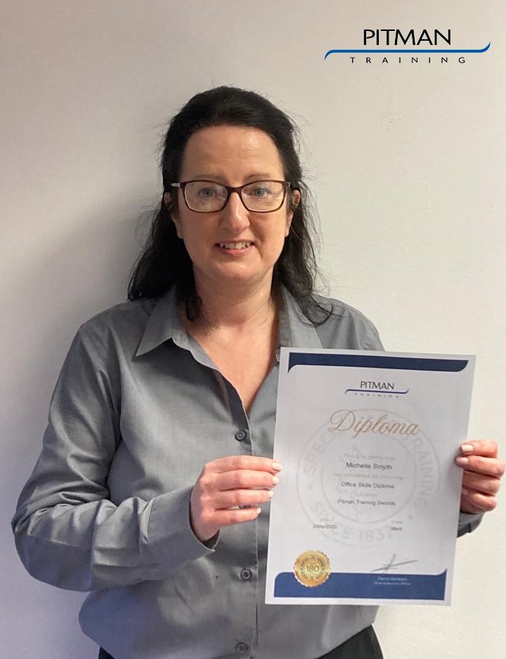 PitmanSwords's tweet photo. 🎊 Congratulations to Michelle, who has graduated from Pitman Training Dublin-Swords with an Office Skills Diploma.
🎉A super achievement - Well done Michelle! We are delighted for you &amp; wish you every success in your future career! ✨ https://t.co/Scsoj8YNb6