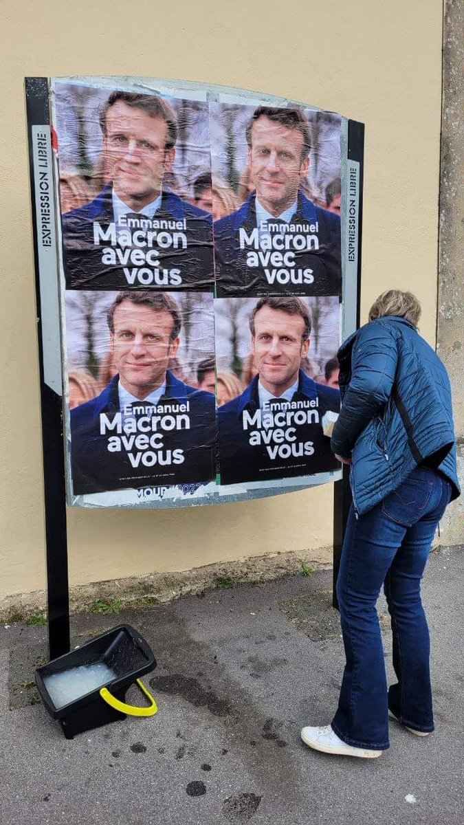 LREM55's tweet photo. 👀 Nouveau week-end de mobilisation en Meuse

💪 A J-27, on ne lâche rien !

👉 Venez découvrir le deuxième épisode du Candidat : https://t.co/IslPASey3o https://t.co/bVT35gvI5O