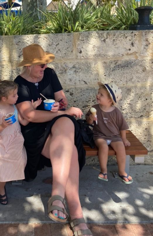 Barbara Scully tweet media