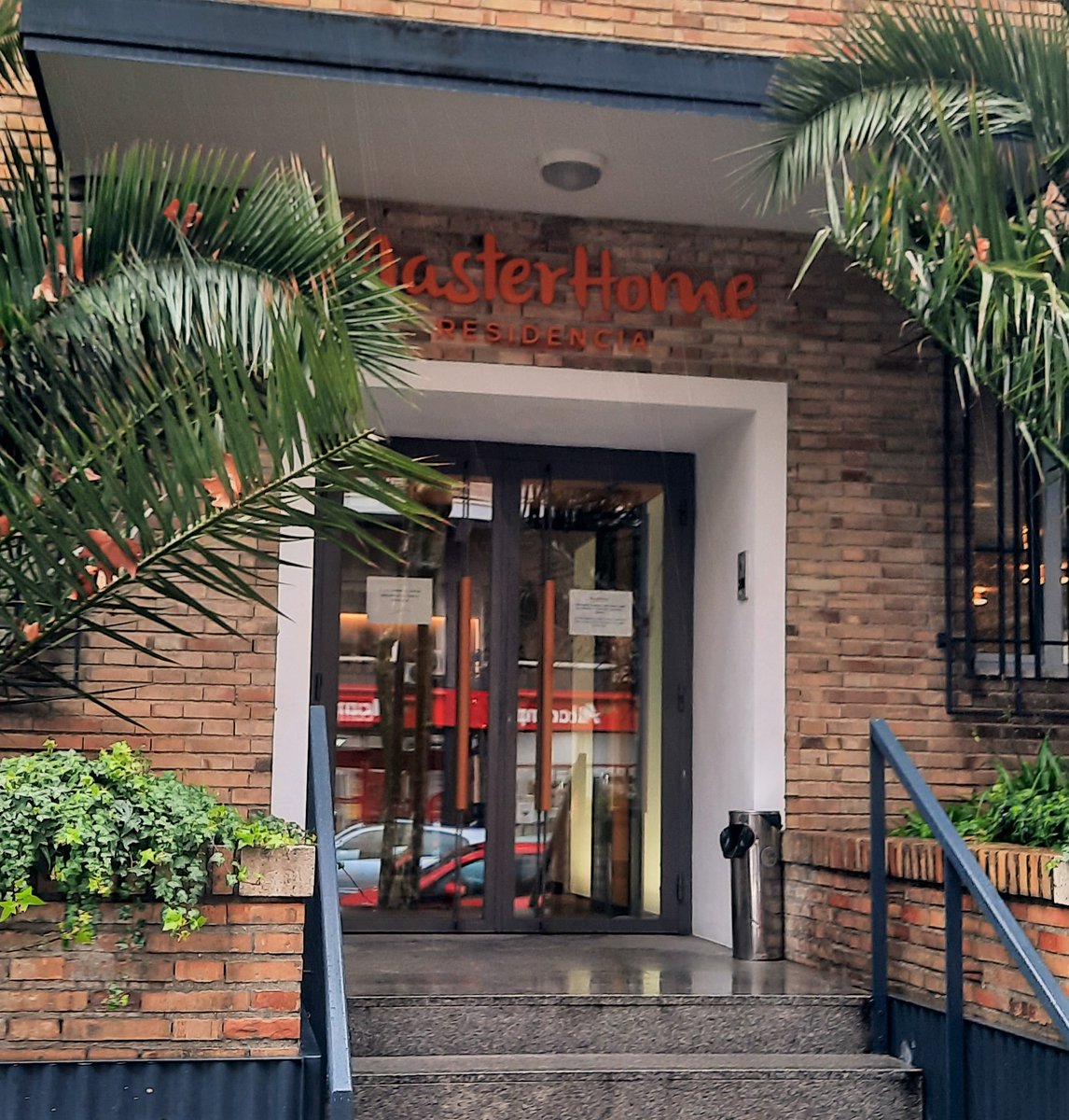 MasterHomeResi's tweet photo. Rainy day 🌧☔️ in #Madrid and at MasterHome!
#studentlife #studyabroad #studentsresidence #internationalstudents #studenthousing #studentaccomodation #coliving https://t.co/XEPP8v61YG