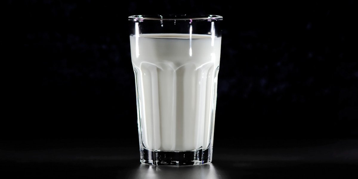 StuartKaplow's tweet photo. “If it’s easy to tell if milk is fat-free by just looking at the nutrition label, it might be time to make it easier to tell if “green” or “sustainable” funds are really what they say they are.” ESG Legal Solutions blog. https://t.co/DEuke3jJMo #ESG #ESGlaw @LexBlog https://t.co/l5ojjquirZ