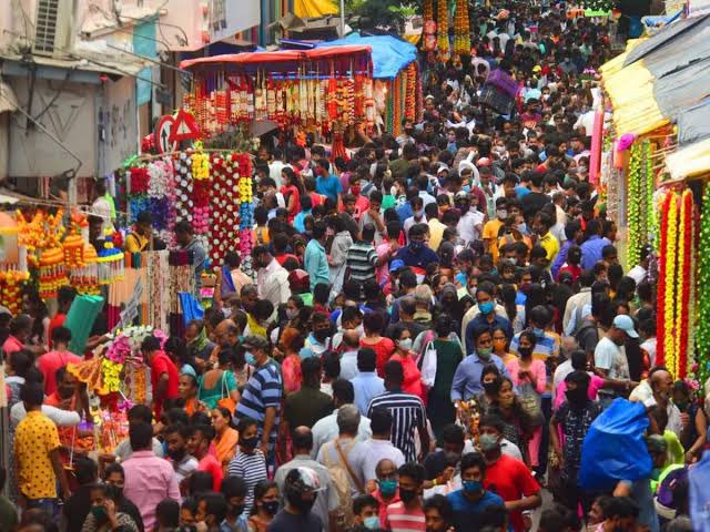 ashishdave's tweet photo. Some pics from a recent #Web3 #Meetup that I attended at Dadar Station. Simply amazed at the energy &amp; turnout!! 
WAGMI 🚀 🚀 https://t.co/aUqlnpqRfp