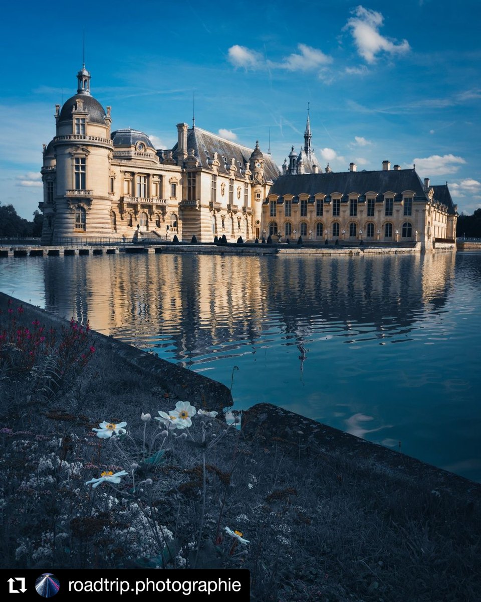 CD_oise's tweet photo. #BelleOise 📸
Un début de printemps dans l'Oise ... 🌼🌷🌸
📸 le château de Chantilly vu par roadtrip.photographie sur Instagram ➡ https://t.co/ndLnh1tPoe
Retrouvez toutes les plus belles photos de l'Oise sur notre compte 👉 https://t.co/oz86xez3fK https://t.co/LzEkMxyf2H