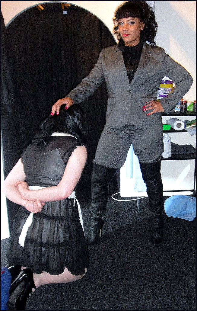 Midget secretary crossdresser curly