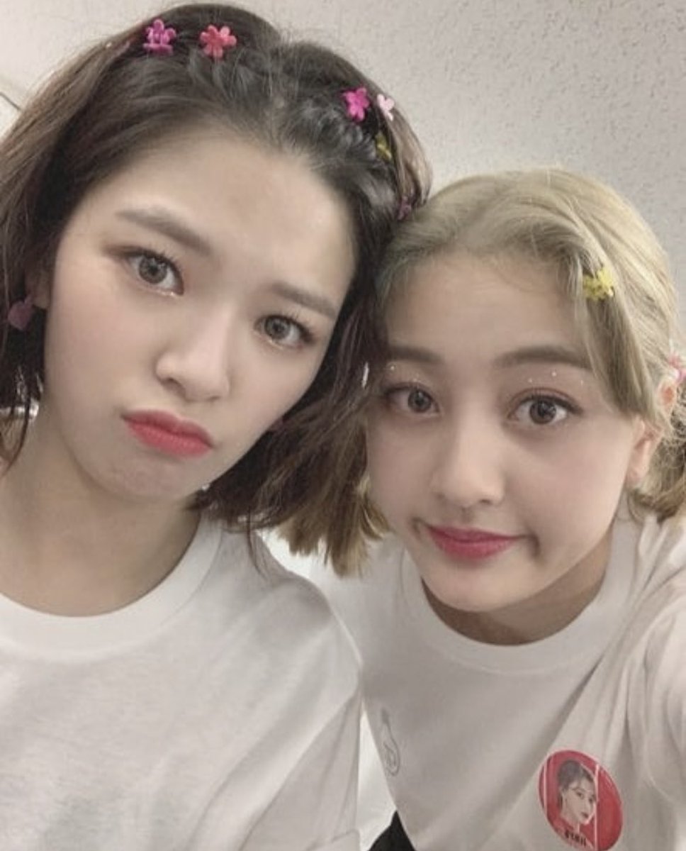 daily jeongyeon selca (@dailyjyselca) on Twitter photo 