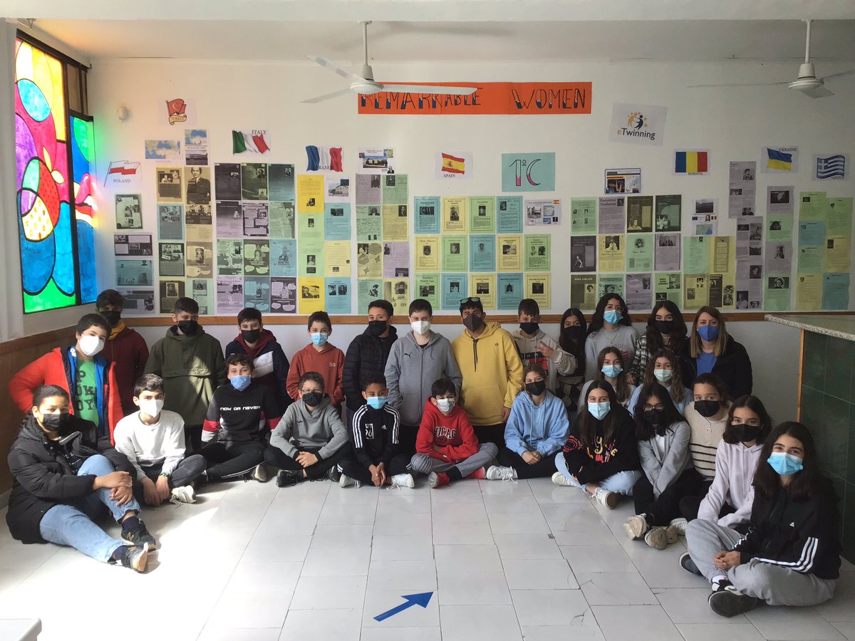 BerlangaKa101's tweet photo. This is the exhibition of our 1stESO C students to commemorate Women's Day, as the culmination of their eTwinning project. It shows the posters made by students from the different participating countries @IESBerlanga1 @sepiegob @TicandBio #Berlangaka101 https://t.co/4QGHw84VPg