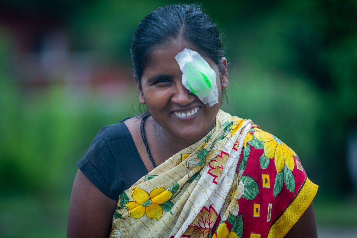 mrtejkohli's tweet photo. “Whom do you wish to see first?”, the surgeon asks Anita Yadav of Nepalgunj after her second eye is rid of cataracts in August, 2021. “My daughter”, she replies smilingly. #TejKohliandRuitFoundation #TejKohliRuit #Nepal #CuringBlindness #PreventableBlindness #TejTalks https://t.co/tpgdjLgjvL