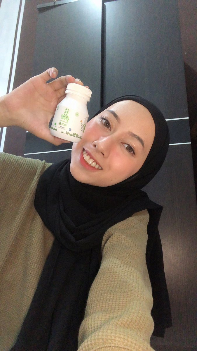 rararsmn's tweet photo. ASI banjir sampe tumpeh-tumpeh, terbaik bgt emang ASI Booster Mom Uung ini 💙💙💙 #momuung #asibooster #menyusuiitumudah #menyusuiituhappy https://t.co/FNocm45Rkc