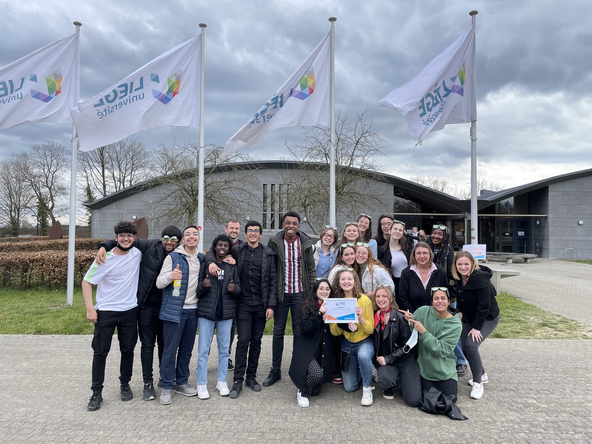 👏Félicitations aux étudiants de l'Athénée Royal Thil Lorrain de <a href="/Verviers_BE/">Verviers</a>, lauréats de la 13 édition du concours CORSICA. Ils remportent une semaine de découvertes scientifiques à la #STARESO, station de recherches de l'ULiège à Calvi en Corse 🐠🐟🐡 corsica.uliege.be