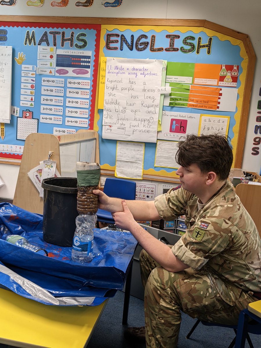 ChetwyndSpencer's tweet photo. Thanks to The Royal engineers for showing us how to filter water. We can't wait to try it ourselves.A great start to British science week. #BritishScienceWeek
#Satrust https://t.co/WyZvt6aBn8