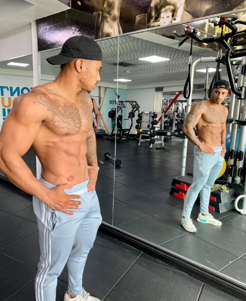 offcl_keshun's tweet photo. Stop doubting yourself, WORK HARD, and make it happen. https://t.co/BgtOdraArw
