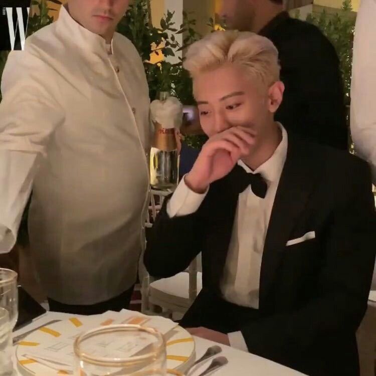 loeyyhub's tweet photo. All eyes on him https://t.co/G5kqNxPh3M
