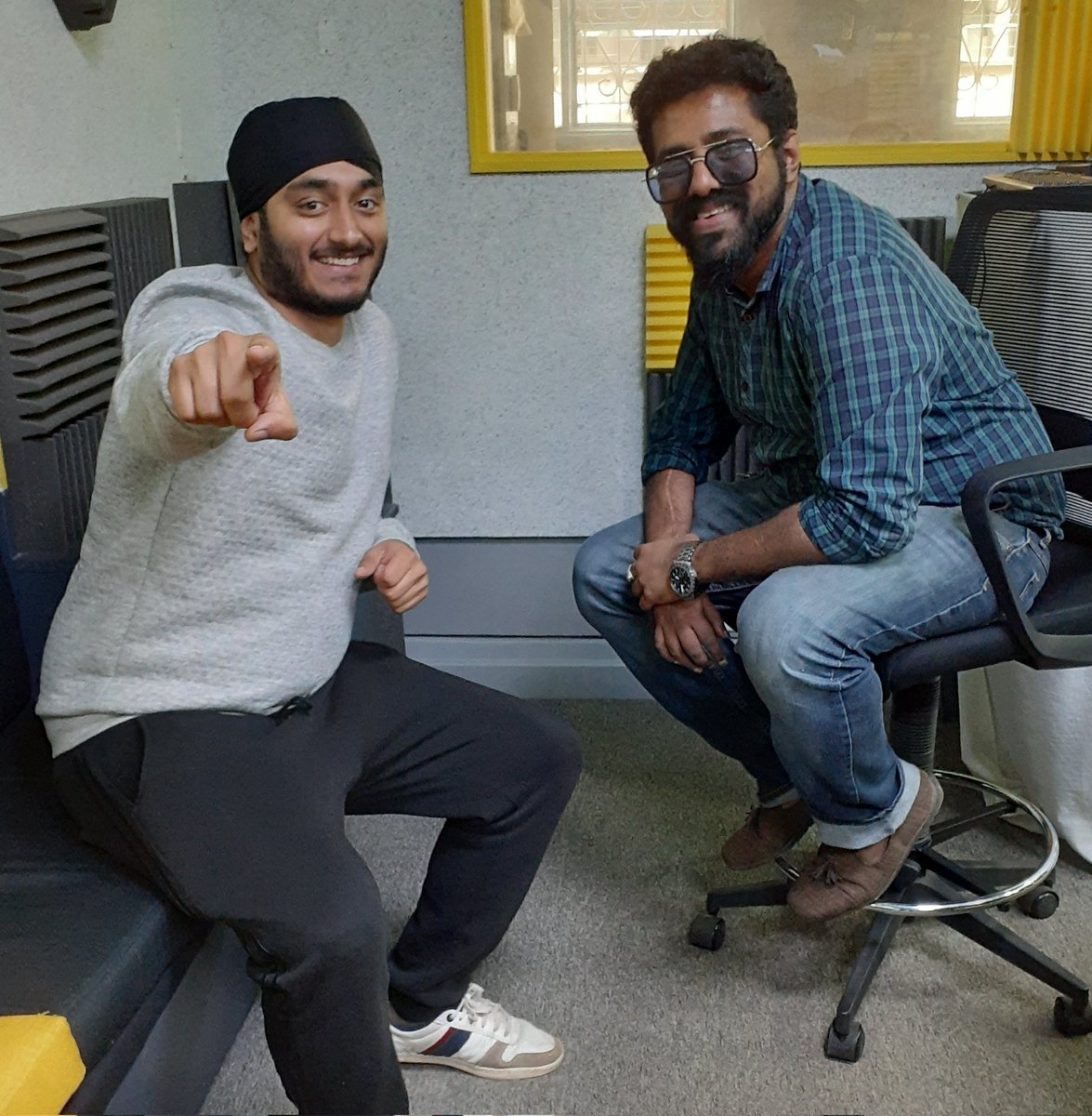The boys are ready to bring the 🔥🔥 on 100.8FM.

#WatchLive:radio44.co.ke  

Download the Radio44 app from Google Play Store.  

#radio44 #radio44kenya #kenya #nairobi #radio #bollywood #TheDrivethru