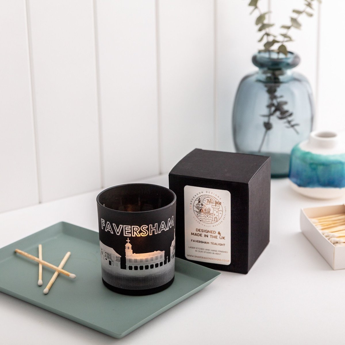 snapdragondes's tweet photo. Excited to share the latest addition to my #etsy shop: Faversham Skyline Glass Tealight Holder https://t.co/jAXabR0Fl0 #snapdragondesignsuk #birthday  #unscented #glasstealight #glasscandleholder #snapdragondesigns #giftforher #madeintheuk #designerhome https://t.co/mJBqbqLraF