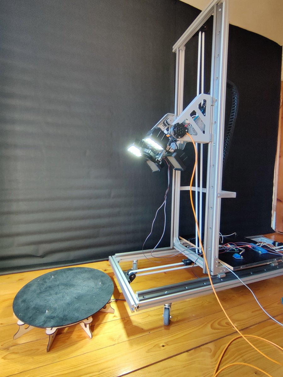 McGavish's tweet photo. It's also fully modular, now it's 1,7m high and 1,7m long but can be easily adjusted to fit any purpose. 
Everything is still under heavy development of course.
 #photogrammetry #photometry #photometricstereo #robot https://t.co/PJCkH7PCfg