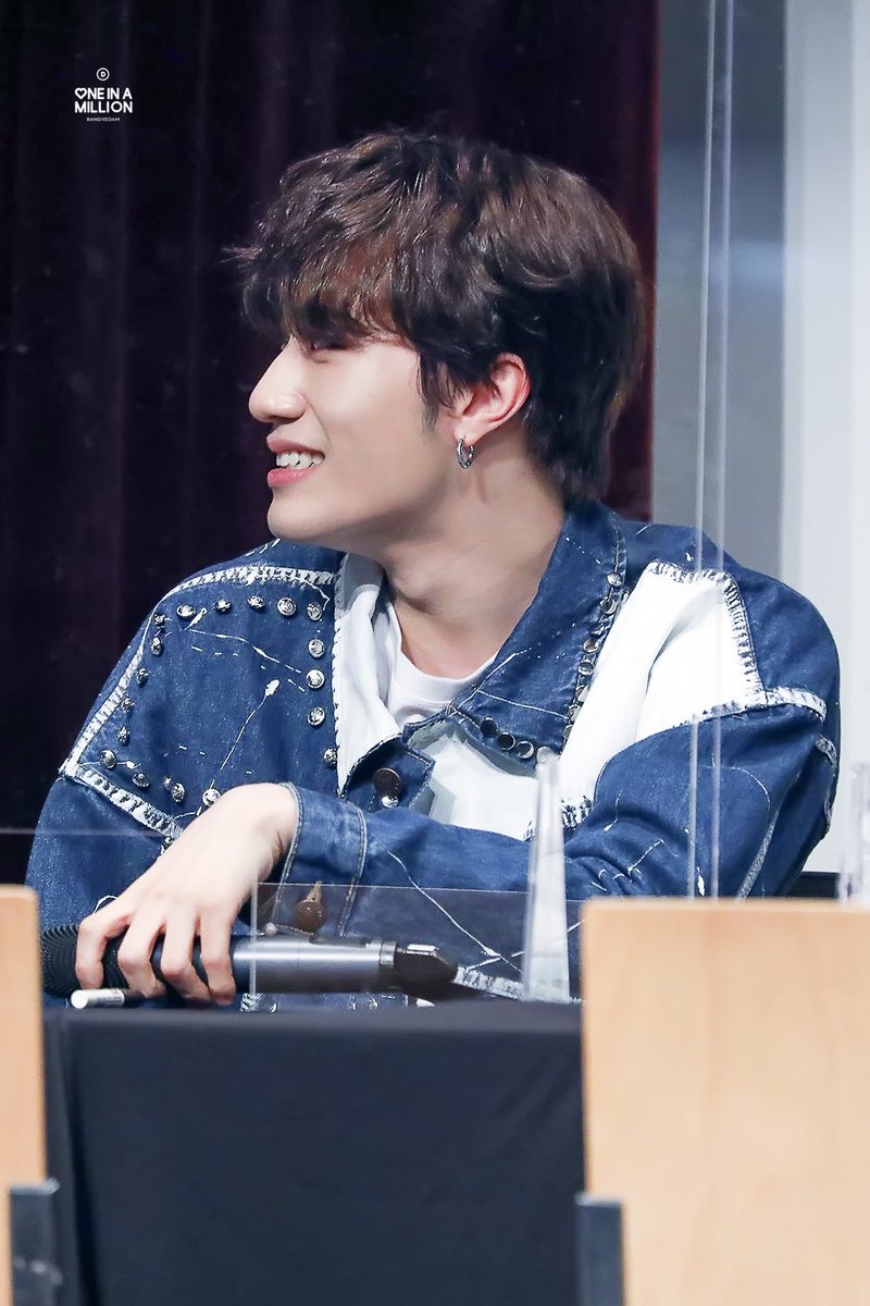 oiam_byd's tweet photo. [HD] 220313

𝙋𝙧𝙤𝙪𝙙 𝙤𝙛 𝙮𝙤𝙪, 𝙖𝙡𝙬𝙖𝙮𝙨.

#트레저     #방예담 
#TREASURE     #BANGYEDAM https://t.co/UGwX74j8ZN
