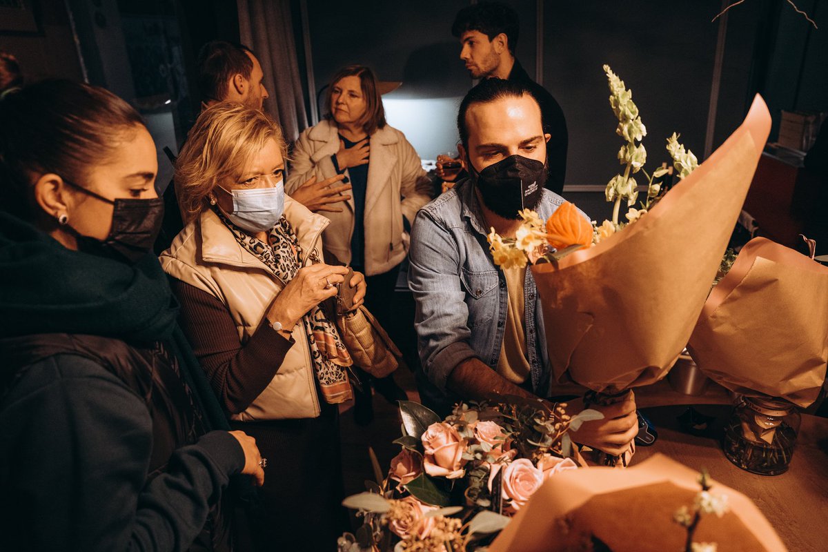 CDICV's tweet photo. VIRUTA LAB INAUGURA LA PRIMAVERA EN SU SHOWROOM CON UN JARDÍN EFÍMERO
+info: https://t.co/vbQr7tHOw5
#CDICV #VirutaLab #AbsolutaFlora https://t.co/eVllanHHBF