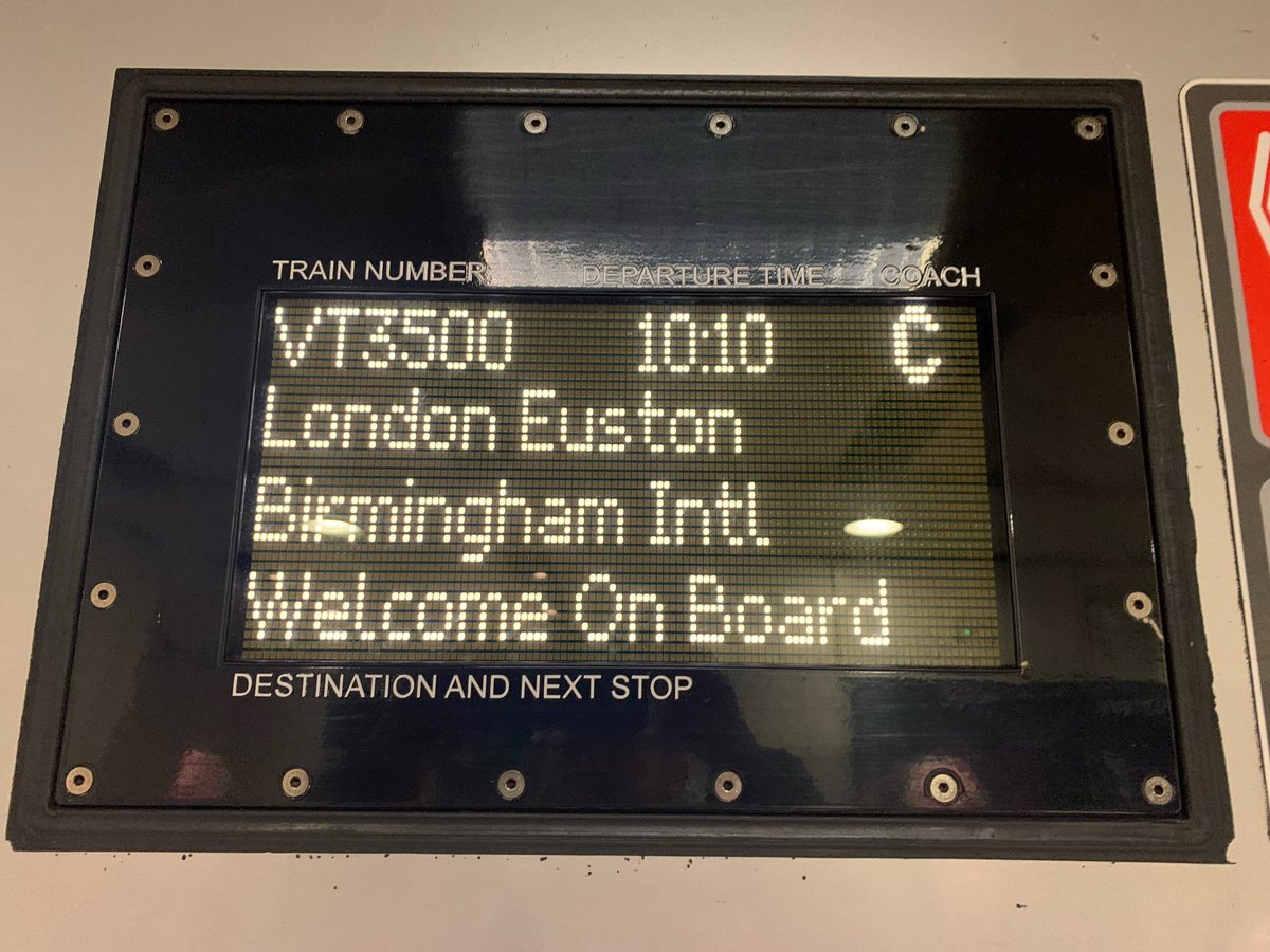 standingtallorg's tweet photo. #London calling!
Only 7 days to go until we launch our #London and #Manchester #TalentScout jobs! #Watchthisspace
#homelessness #responsiblebusiness #stablejob https://t.co/d6eqzMaTFE