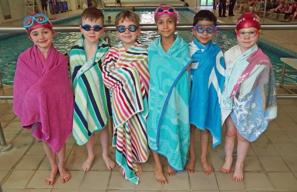 BromsPrePrep's tweet photo. This morning, Years 1 and 2 are 'Swimming the Channel' in the Senior School pool. #BromsYr1 #BromsYr2 #BromsSwim #SwimTheChannel https://t.co/DQSdRuBMch