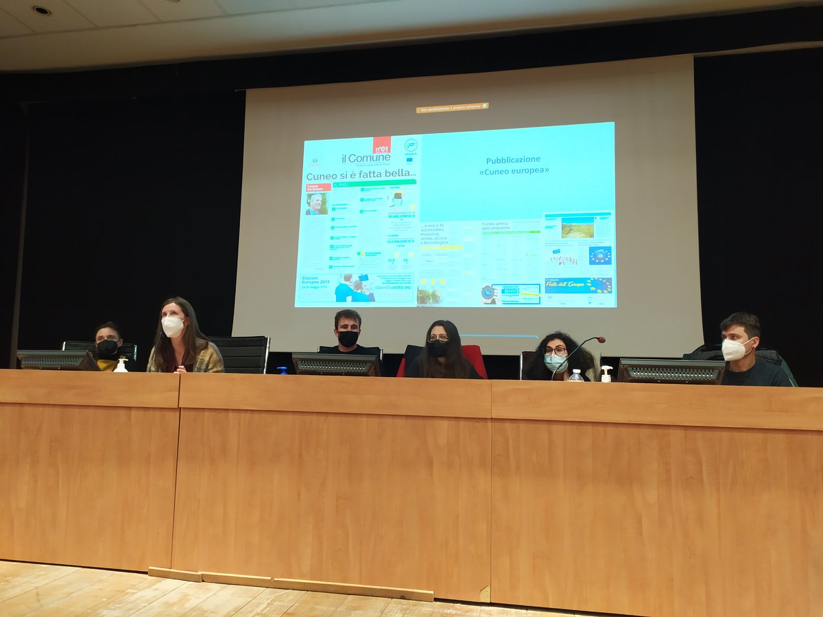 europedirectCN's tweet photo. Sabato 12 Marzo è stata una giornata piena: abbiamo partecipato ad un’assemblea presso l’@VallauriFossano ed un evento al liceo De Amicis di Cuneo con @apiceuropa per informare gli studenti delle possibilità di mobilità internazionale del programma Erasmus+.

@europainitalia https://t.co/l1zduQCs9z