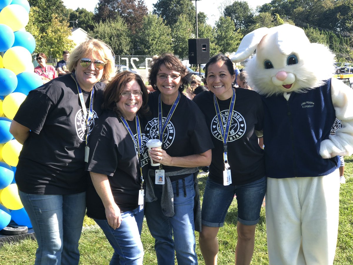 Long Meadow Hares tweet media
