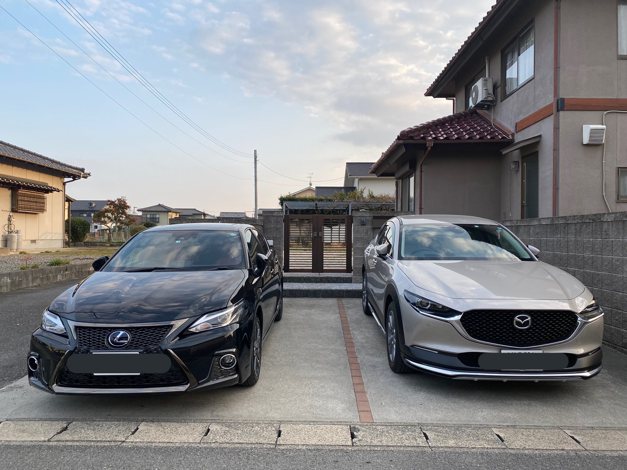 Mari Cx30 Fuk 先週末母がlexus Ct納車でした 納車ラッシュ終わり Lexusの納車式はさすがでした Mazda Cx30 Lexus Ct0h T Co Iotdvlnb3k Twitter