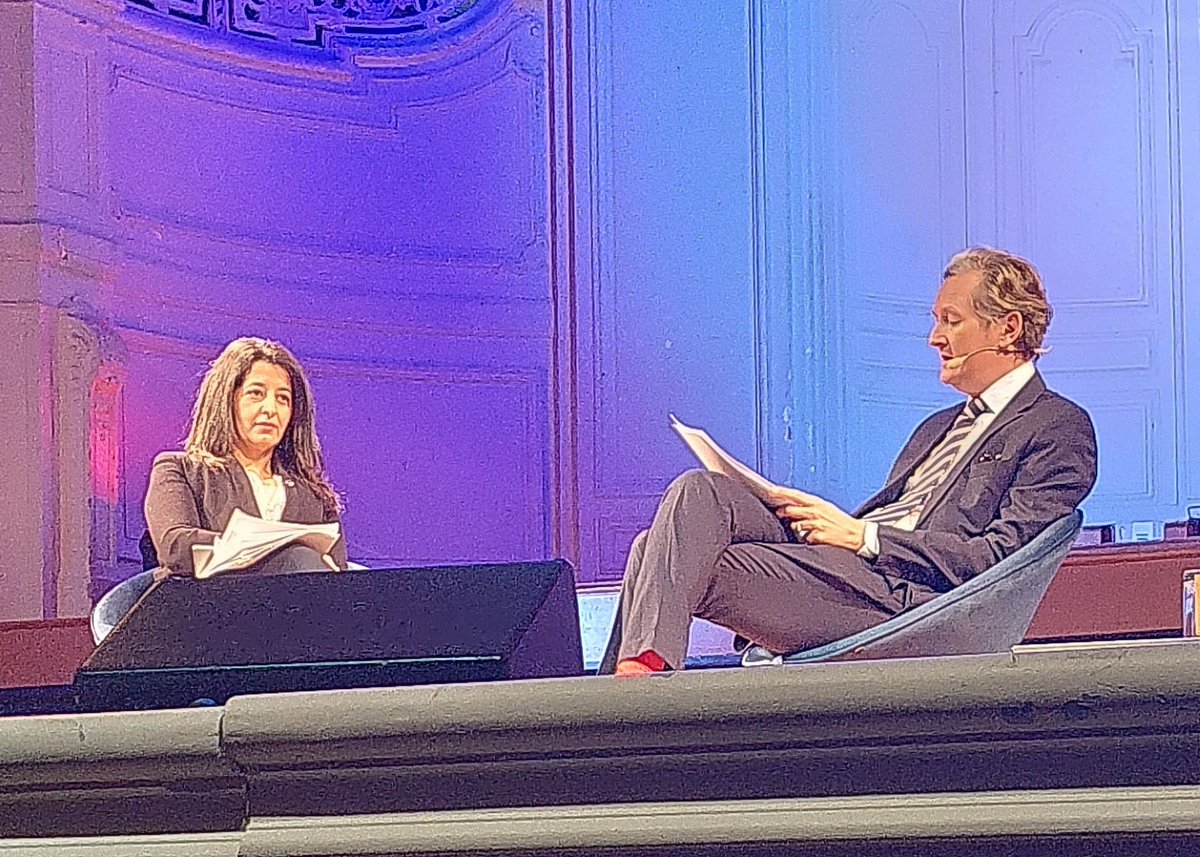 AvereFrance's tweet image. 🎙️@KarimaDelli, eurodéputée @EELV : &quot;il faut sortir du véhicule thermique en 2030&quot;. 

Elle rappelle la volonté d&apos;#EELV de mettre en place un &quot;pass liberté climat&quot; donnant un accès illimité aux transports en commun, #covoiturage, vélo...

@mobiliansfr @PFA_auto @la_FIEV #CSIAM